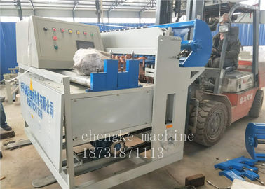 China Máquina galvanizada sumergida caliente con poco carbono de la cerca de la malla de alambre automática para la cerca anti de la subida proveedor