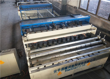 Malla de encargo del pollo que hace la máquina, soldadora de la jaula del alambre de la alta precisión proveedor