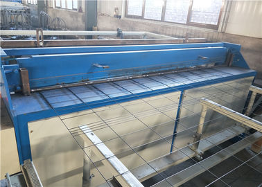 Operación de múltiples puntos completamente automática de la persona de la soldadura una de la soldadora de la malla de la cerca proveedor
